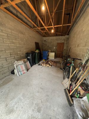 inversnaidgarage.jpg