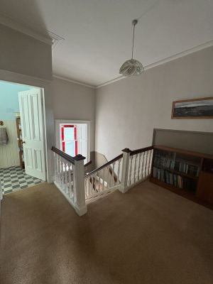 feundainupperhall3.jpg