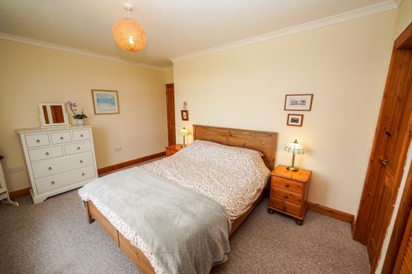 photo_9_-_Carraig_Dhonn.jpg